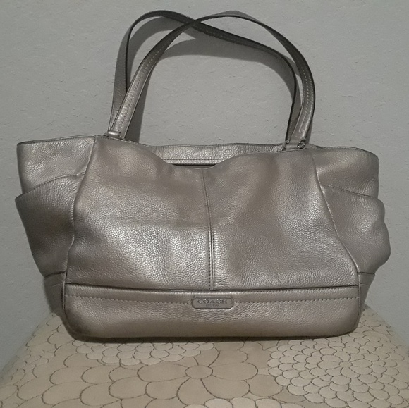 Coach Handbags - Coach Metallic‎ Purse